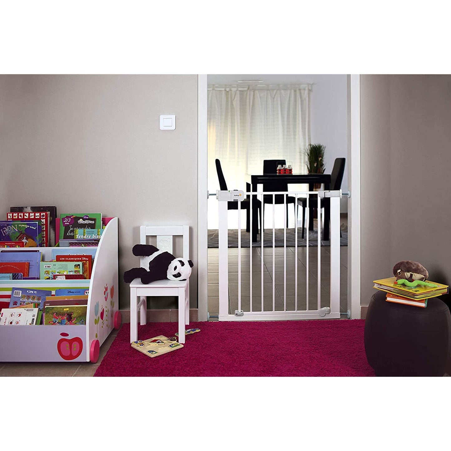 Safety 1St White Color Auto Close Gate || 6Months To 36Months || Distress Box - Distressed