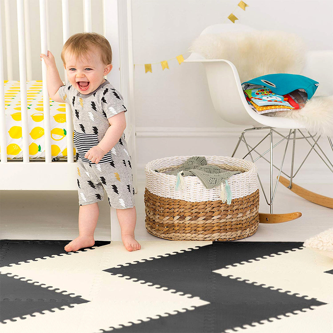 Skip Hop Black & Cream Color Playspot Geo Foam Tiles Birth+ To 24Months - Distress Box - Distressed