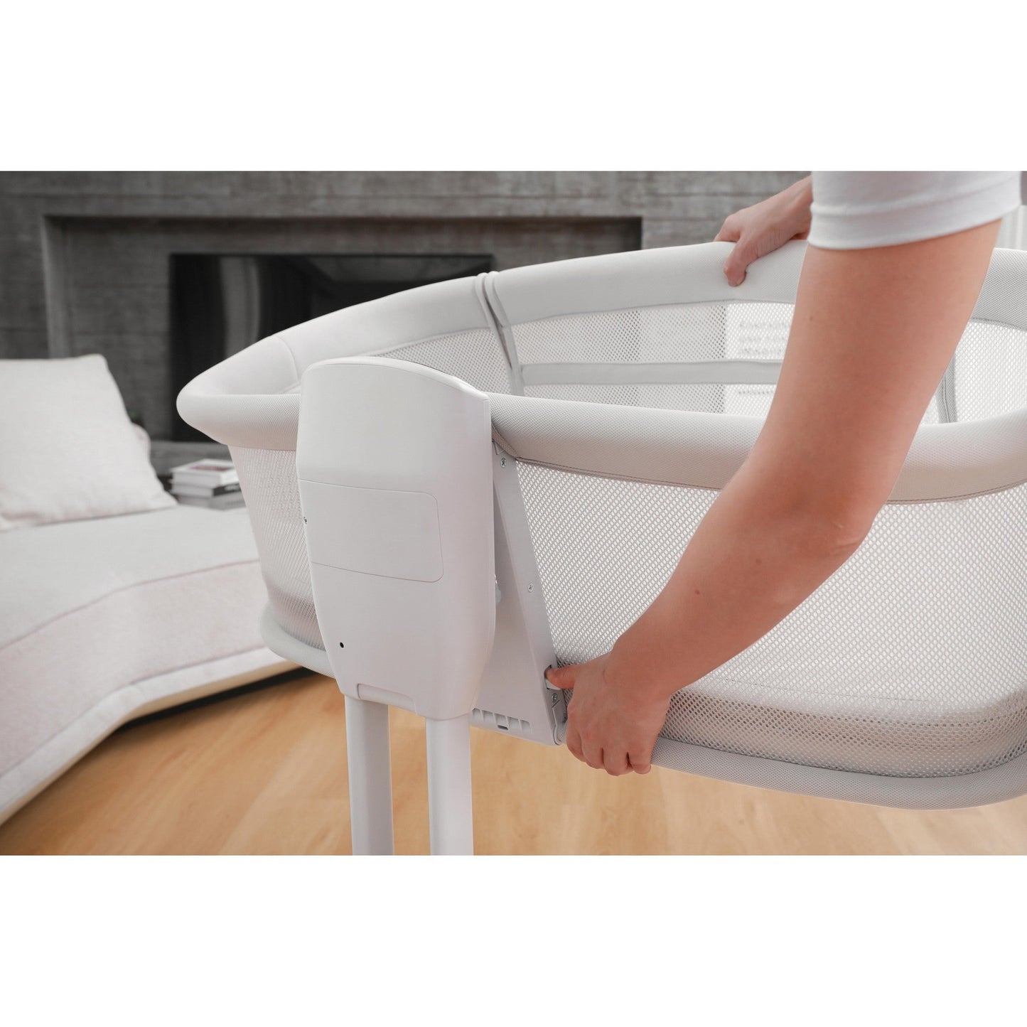 Mastela Dream Starlight Bedside Bassinet Birth+ to 12M