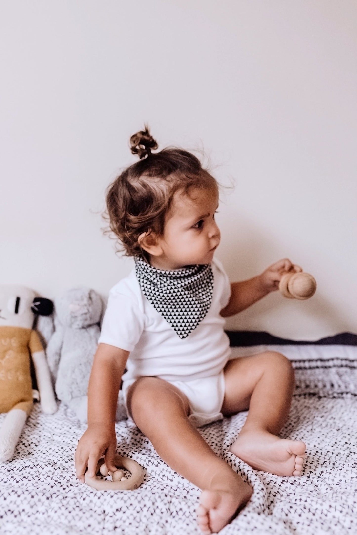Malabar Baby Organic Cotton Bandana Bib, Mitten, Hat Set - Greenwich