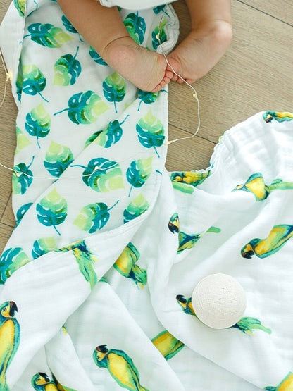 Malabar Baby Organic Snug Blanket - Parrots