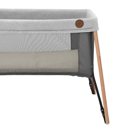 Maxi Cosi Iris Playard || Fashion-Essential Graphite || Birth+ to 36months