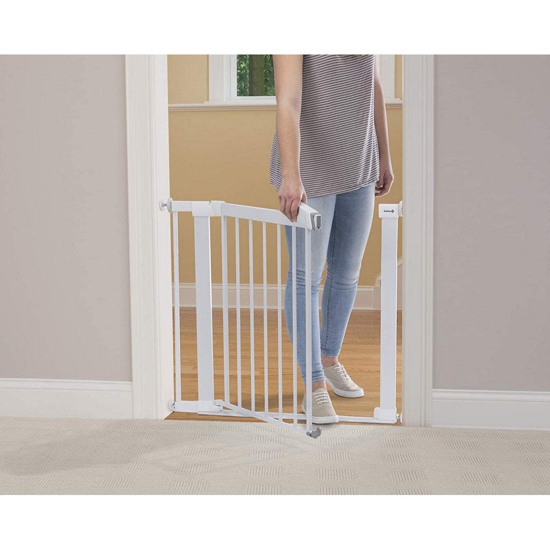 Safety 1st Flat Step Gate White || 3months to 48months