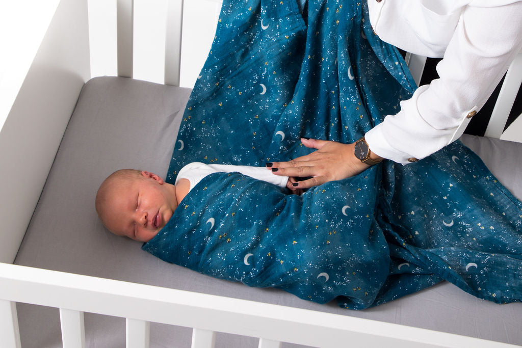 Malabar Baby Organic Swaddle Set - Fly Me To The Moon (Starry Night & Hot Air Balloon)